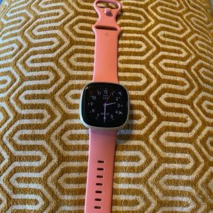 Fit Bit Versa 3